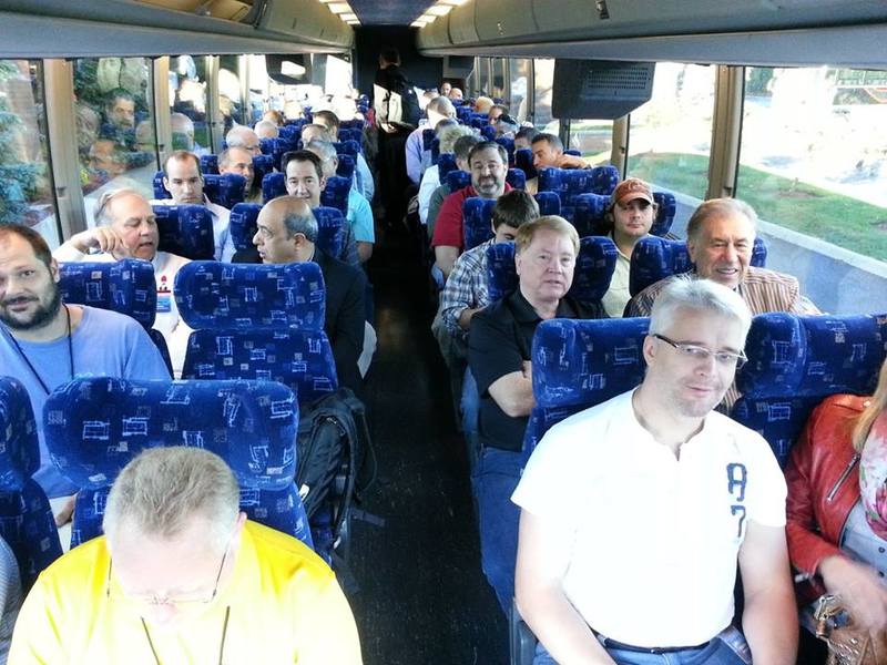 Bus_zpsfc4b092e.jpg